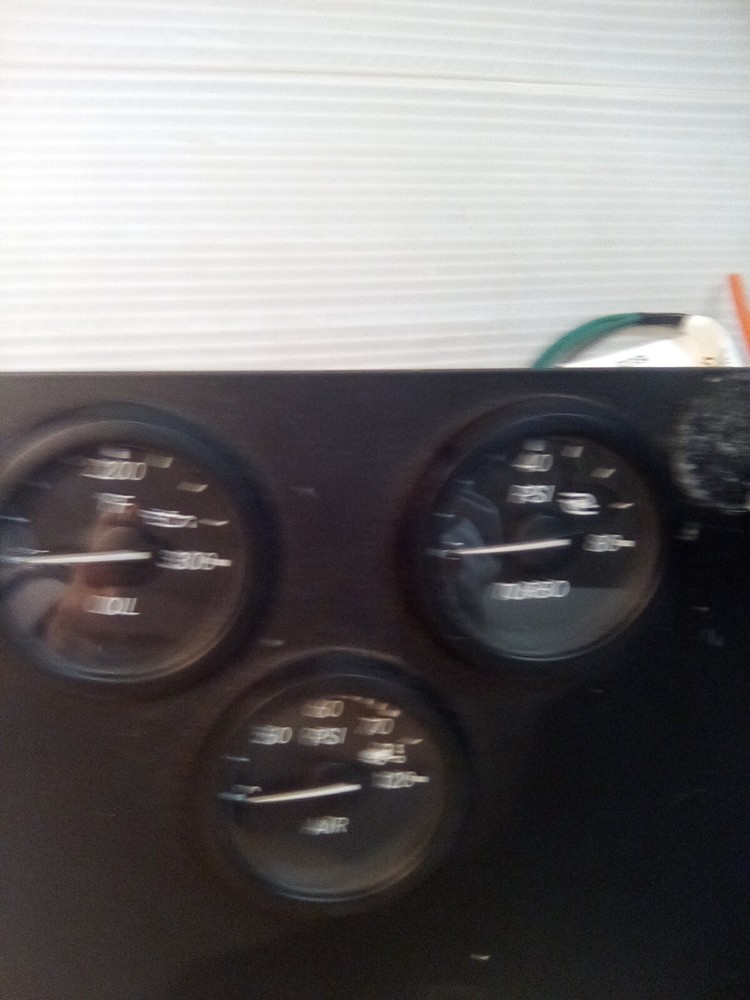 Freightliner A22-74137-001 Gauge Panel