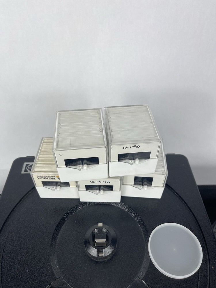 Kodak 4400 Carousel Slide Projector Bundle Remote Tray Slides Tested Working