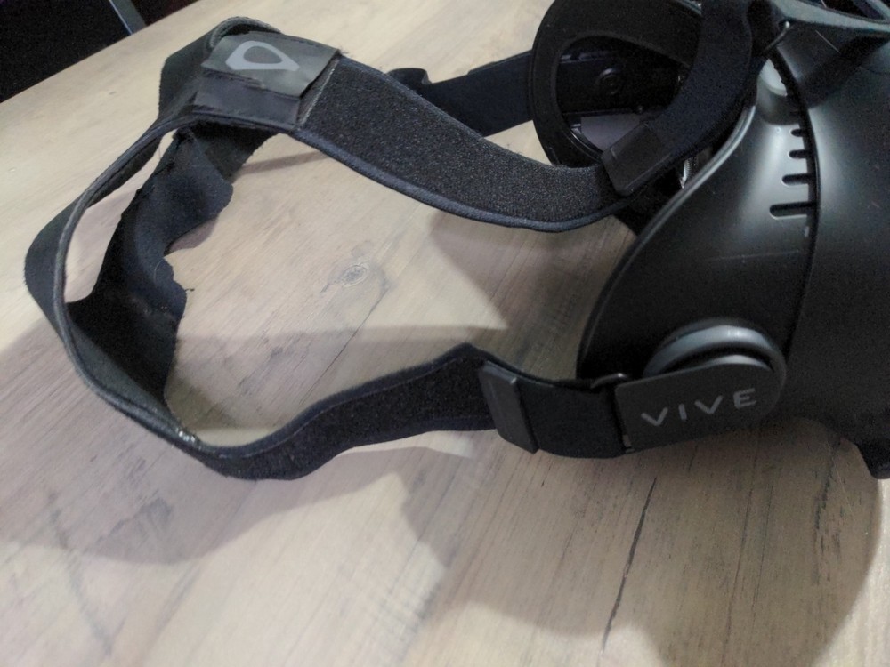 HTC Vive Virtual Reality VR Headset Only - No Cords - Headset Replacement ONLY