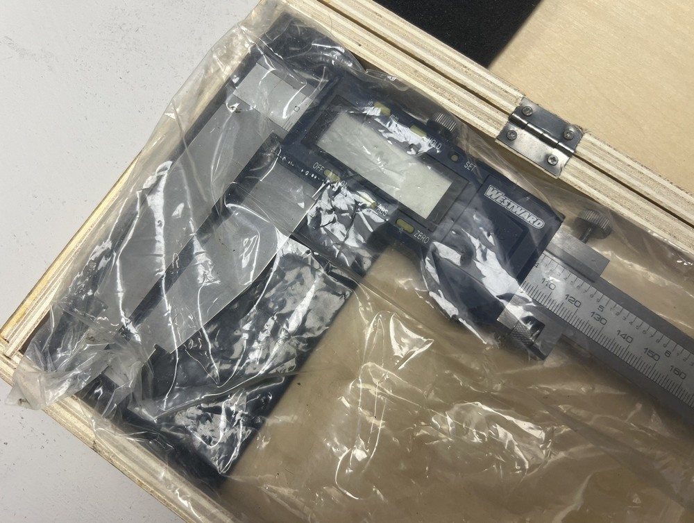 WESTWARD RS232 24" ELEC CALIPER WITH CASE