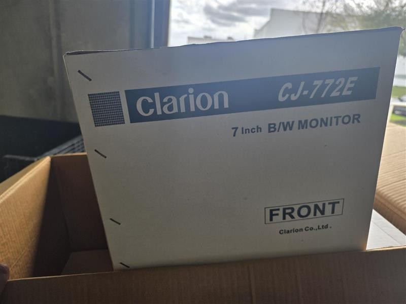 Clarion CJ-772E