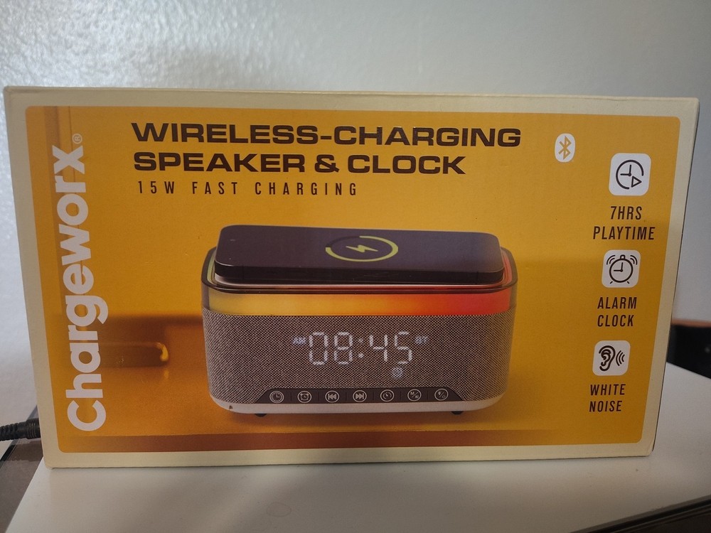Chargeworx Wireless Charging Speaker Clock KH1017WH