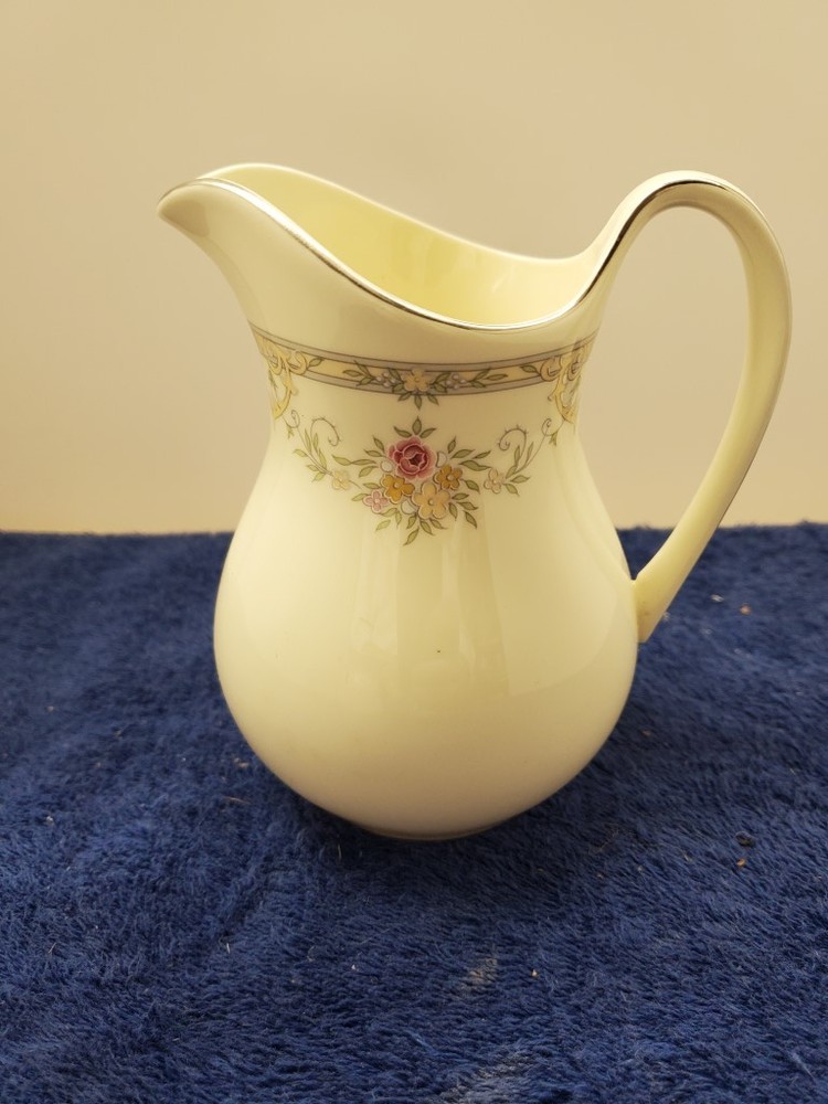 Royal Doulton Tamara Creamer LK