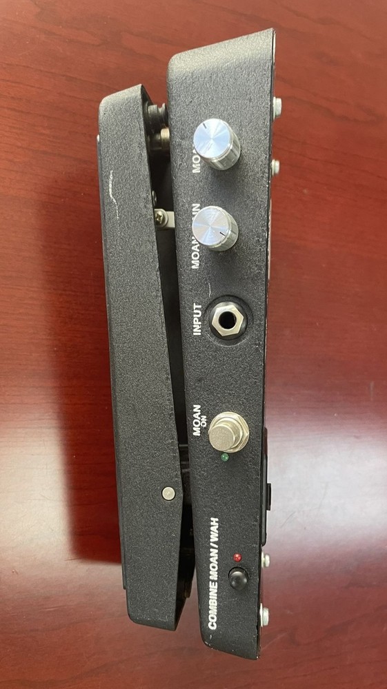 Rocktron Black Cat Moan