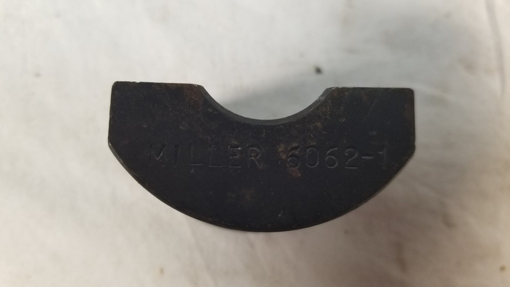 Miller Tools 6062 Automatic Transaxle FWD Bearing Cup Puller