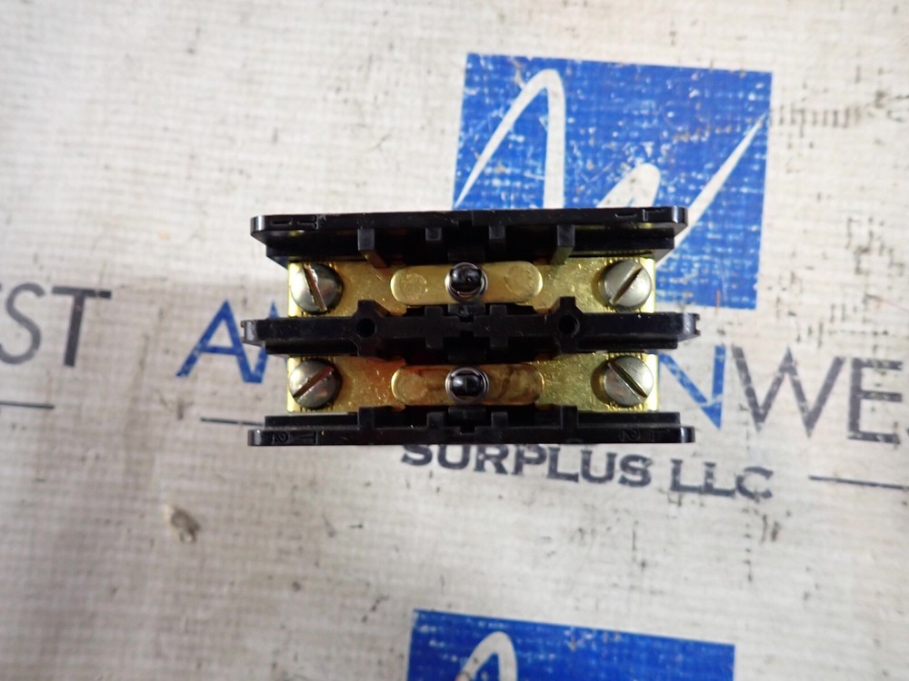 General Electric CR233AW2A74AAA Contactor 2 Pole 24V Coil