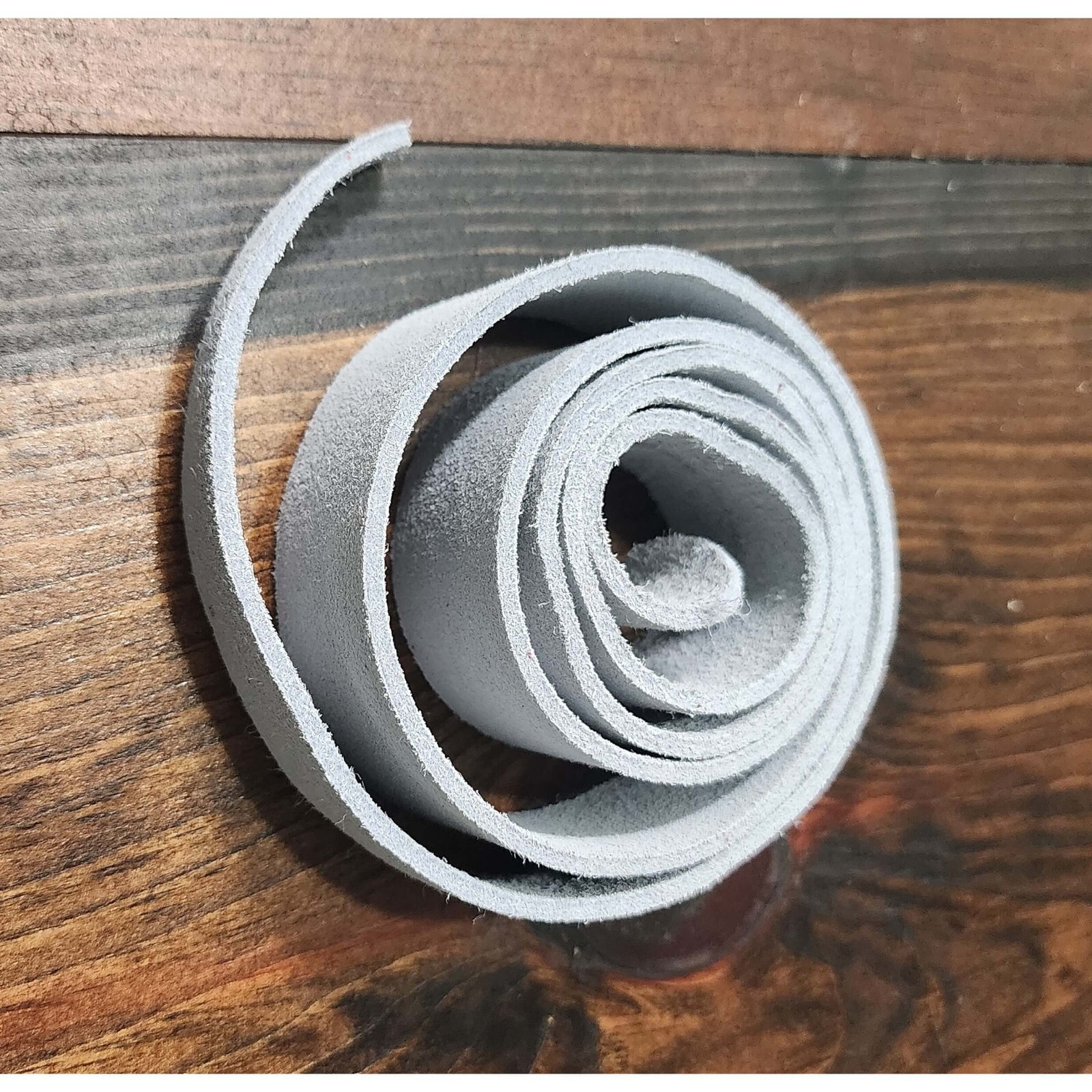 New 1 1/2" Mule Hide Horn wrap.