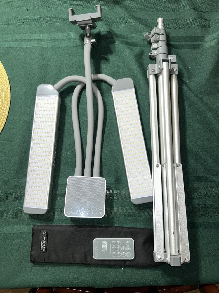 GLAMCOR Multimedia X Portable LED Lighting Kit