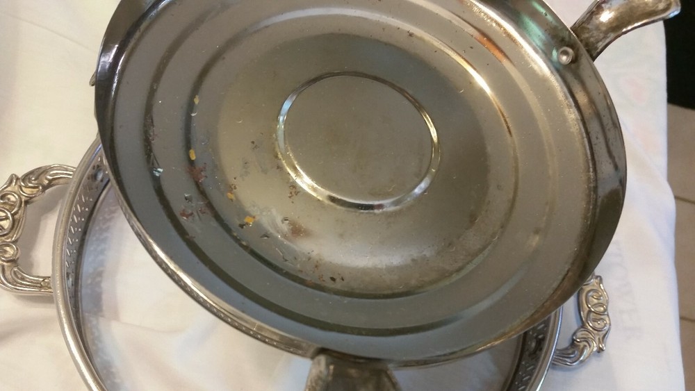 Damaged-Silver plated Pierced Gallery 2 qt. Round Food Warmer w lid-can u Sauder