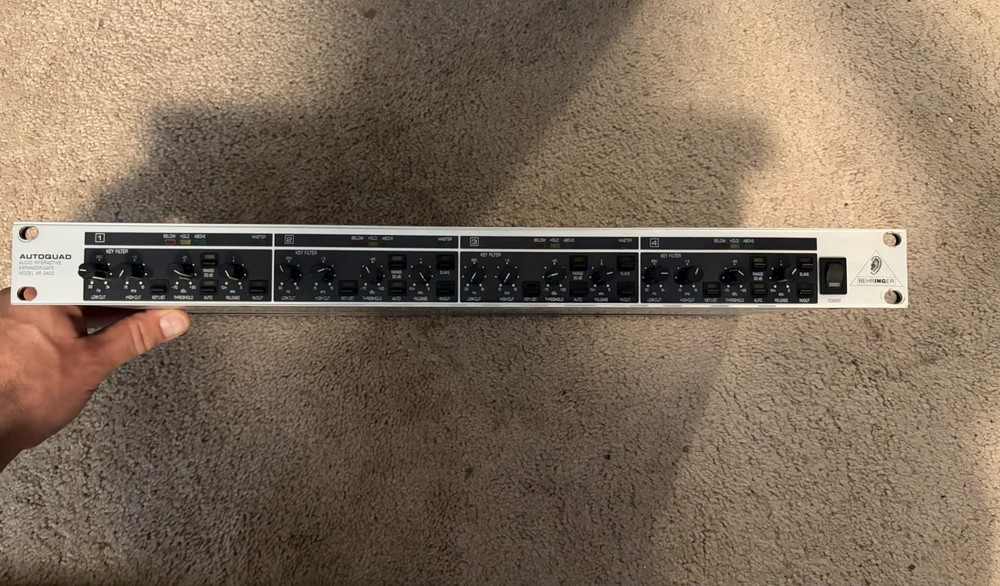 Behringer Autoquad XR2400 4-Channel Expander/Gate Rackmount Audio Processor