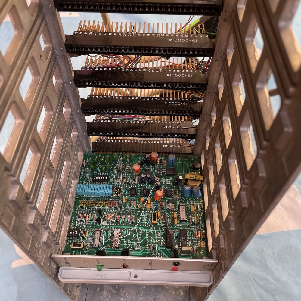 Rockwell Wescom 400 Card Chassis