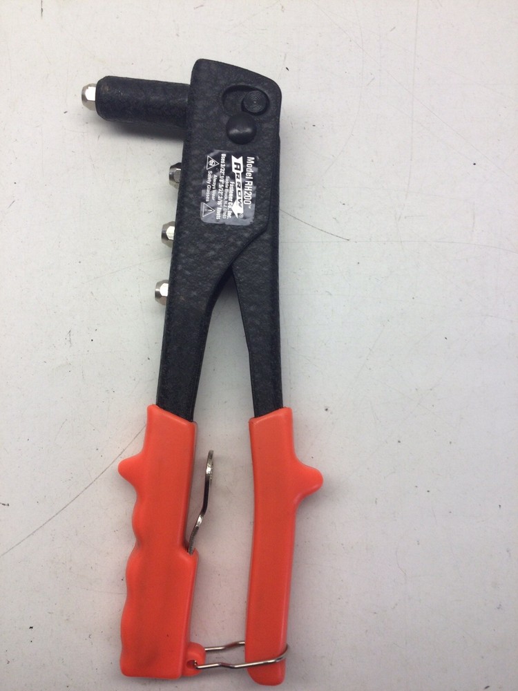 Arrow E-Z Pull Model RH 200 Rivet Tool In Package