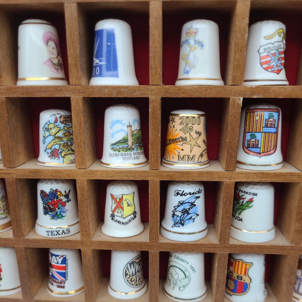 Vintage Thimble Display Case with 100 Mixed Various Thimbles Good Condition