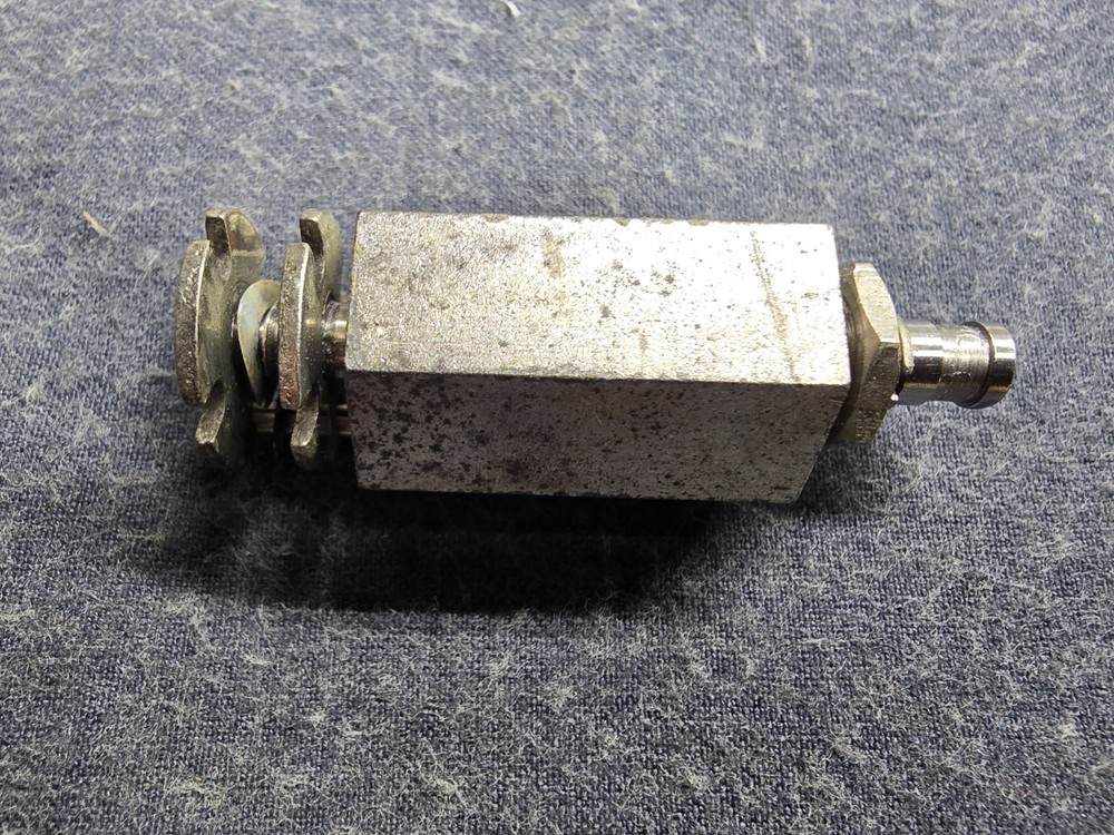 Hammarlund SP-600 Ham Radio Receiver Part -  Dial Tuning Lock Assembly