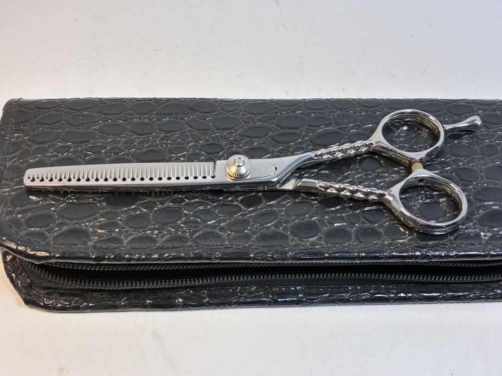 Dog Grooming Shears 3 cases 6 scissors