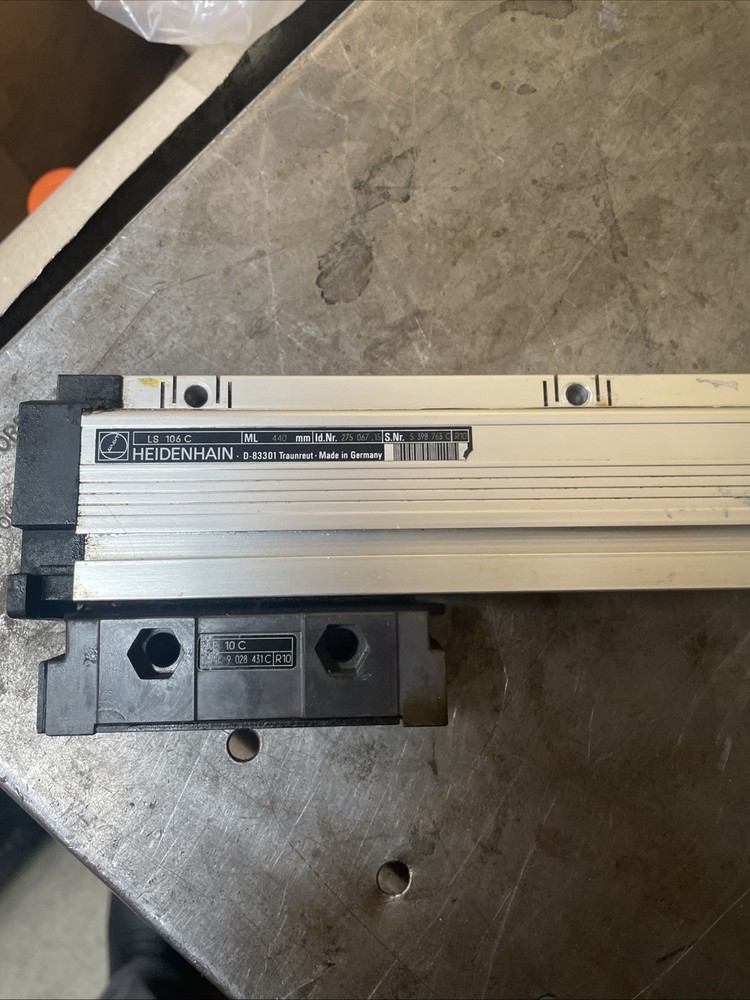 Heidenhain Linear Encoder LS 106 C 440mm 275 067 15 AE 10 C