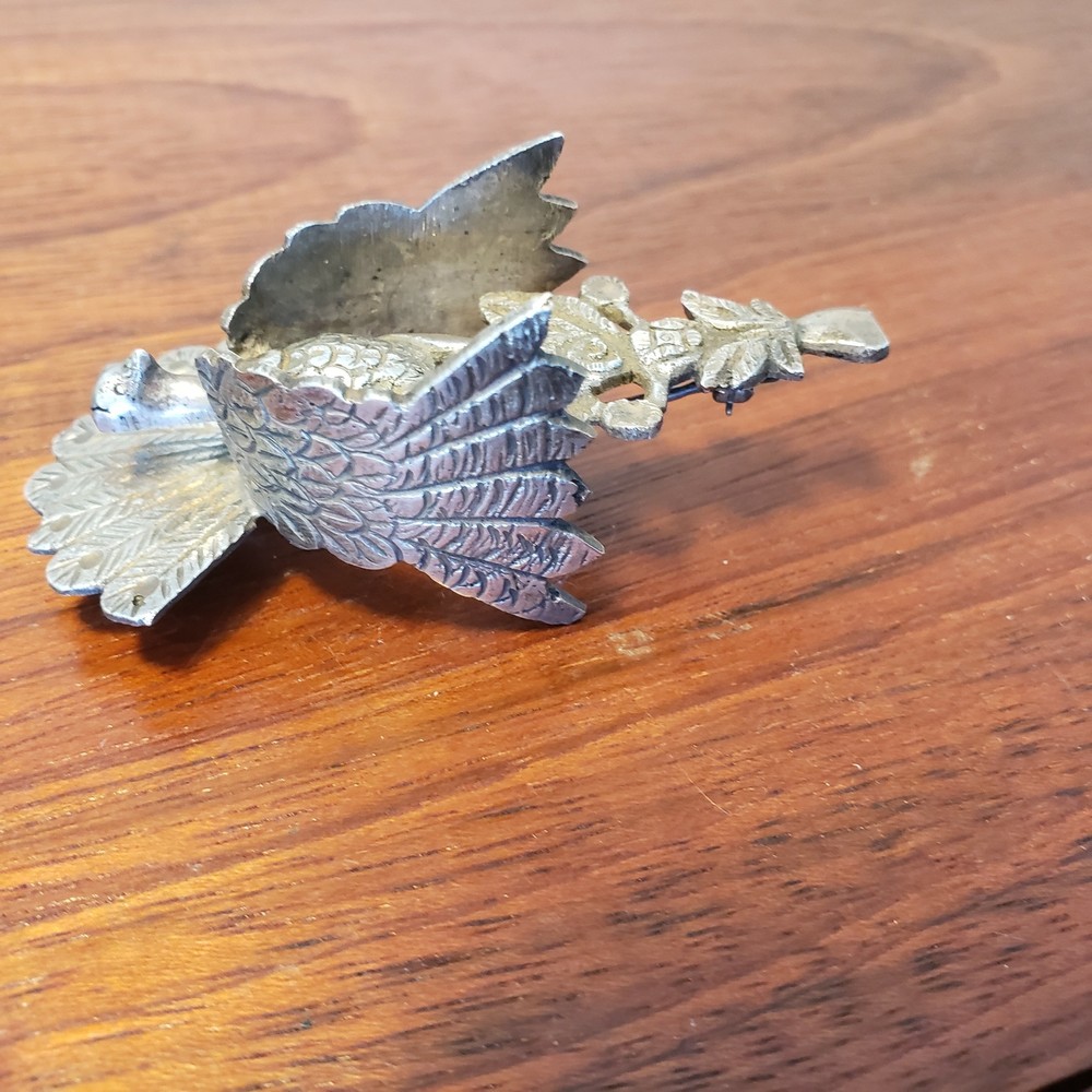Nice antique / vintage Peruvian broche, silver?