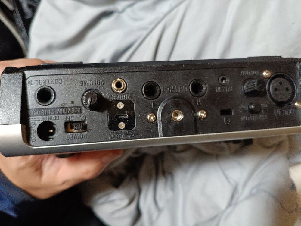 Zoom V3 Vocal Processor Vocal Effects Pedal #0015