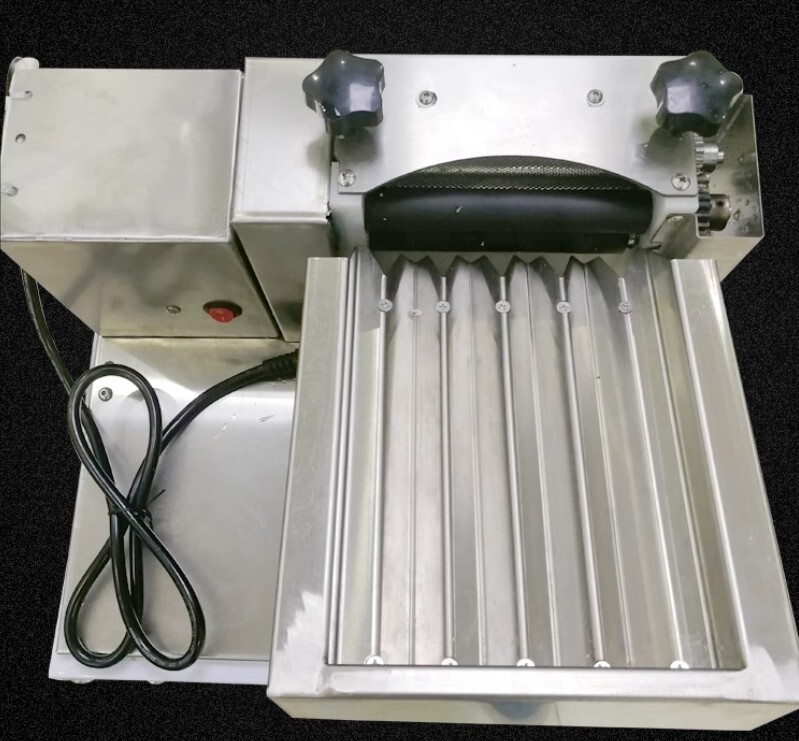 Automatic Pea Sheller Fresh Green Bean Soybean Green Peas Peeling Machine