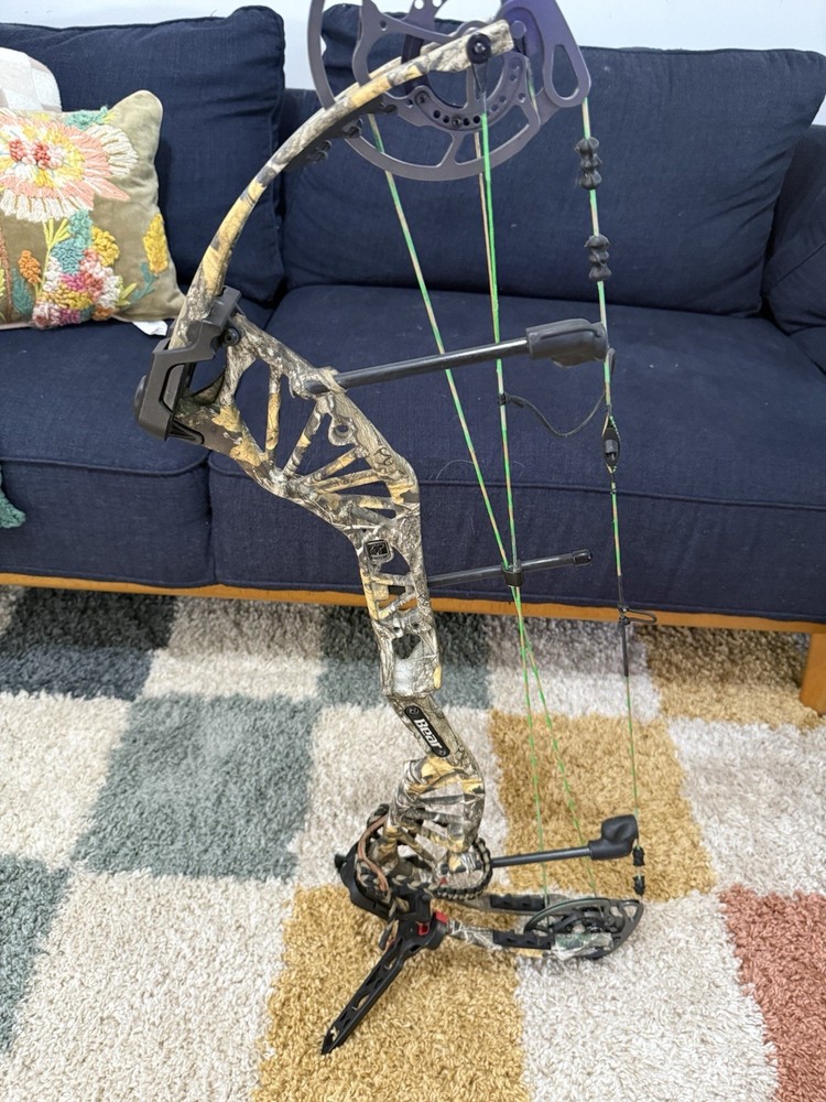 Bear archery Approach HC Compound Bow – RH – 60lb