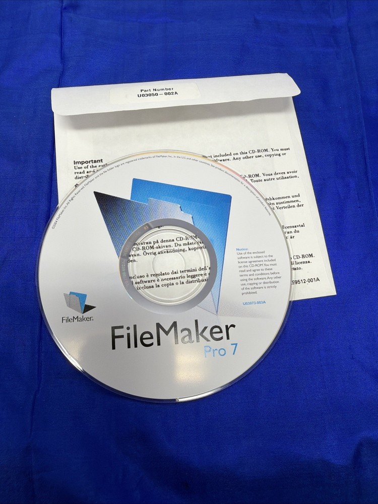 FileMaker Pro 7 Software for Mac CD-ROM Complete with Box & Manuals
