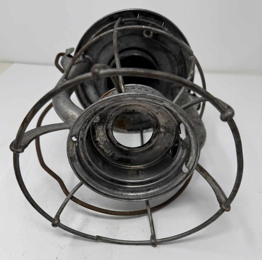 Dietz Vesta railroad style lantern frame