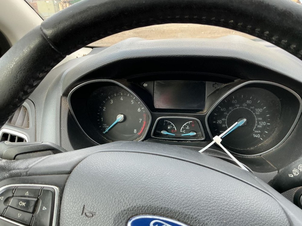 Fuse Box Engine VIN 2 8th Digit Fits 15 FOCUS 4949920