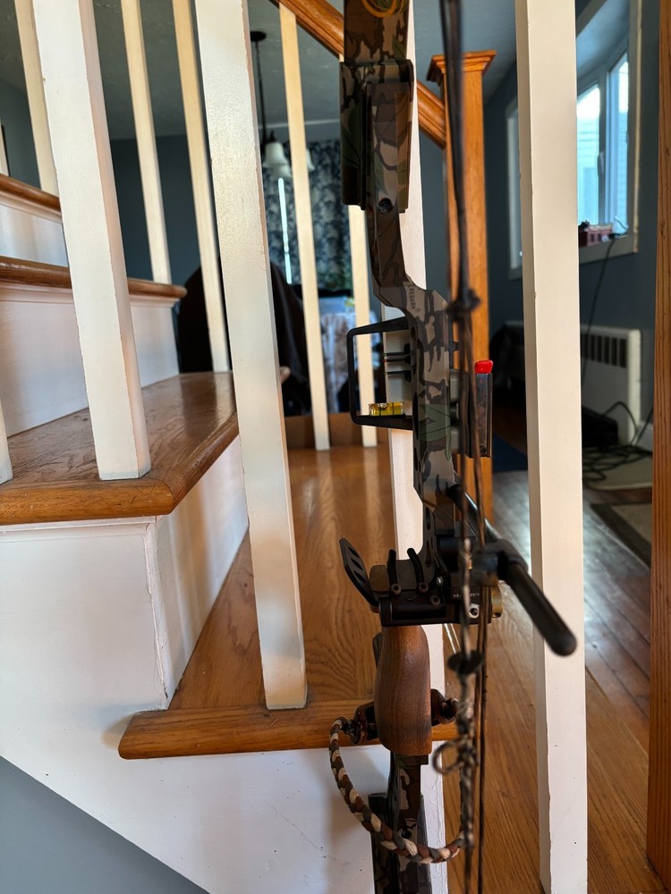 Mathews Solo Cam Compound Bow.