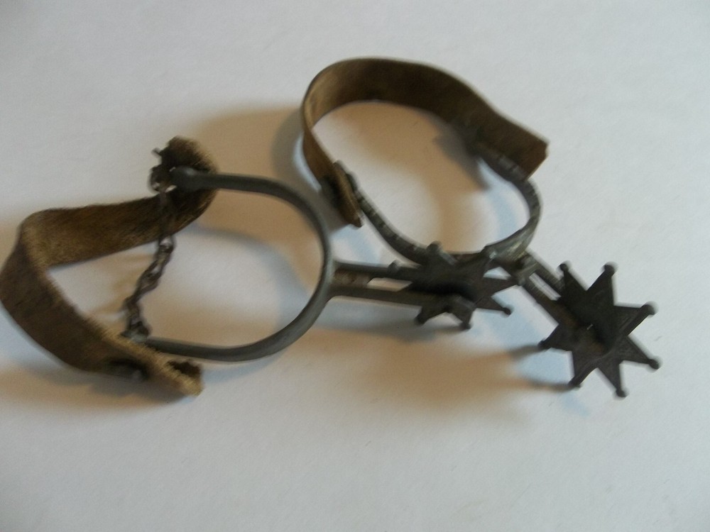 KIDS METAL SPURS - THIN W/STRAPS #64