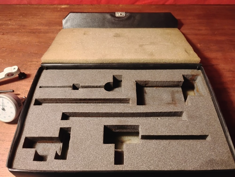 Mitutoyo No. 950-156 Dial Indicator Set *USED*