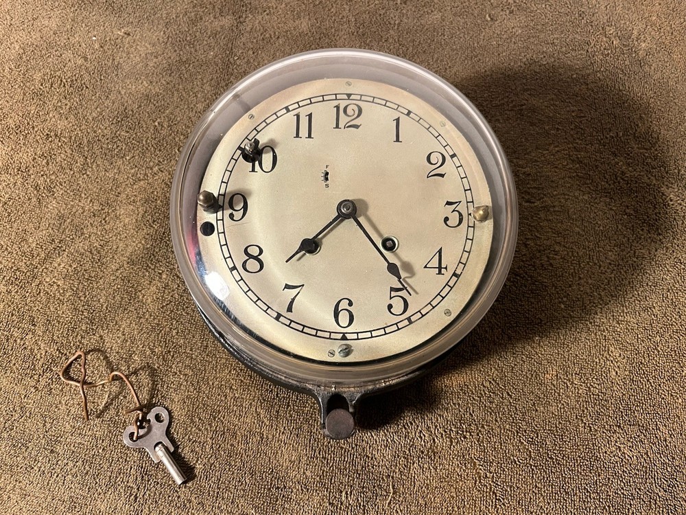 Vintage General Electric CS-9  Ship's Clock. Working & In Great Condition.