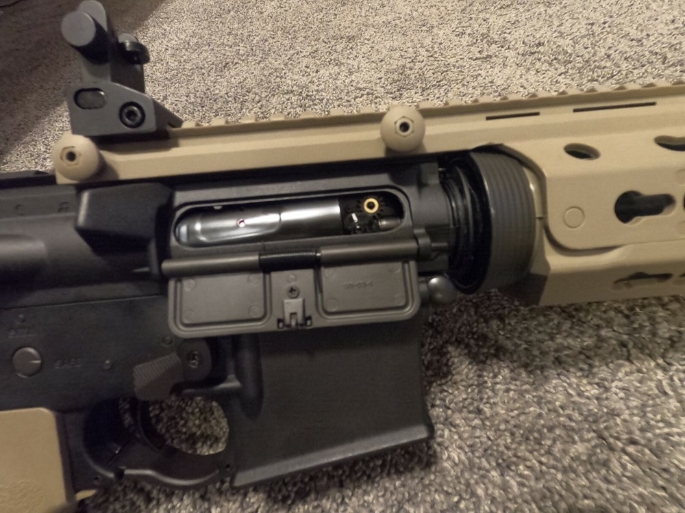 Custom built electric airsoft M4 Very Solid Frame Includes Battery and charger