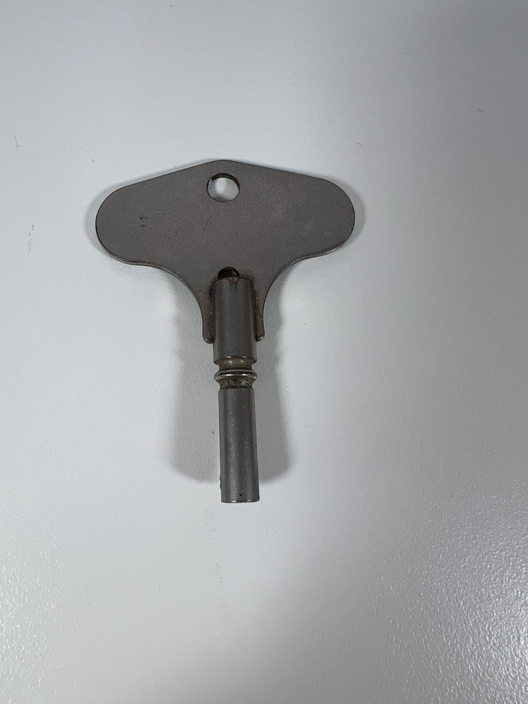 Vintage SMITHS  Mantel Clock Key
