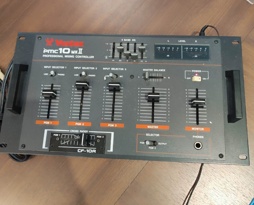 1pcs Vestax PMC-10mkII Mixing Console