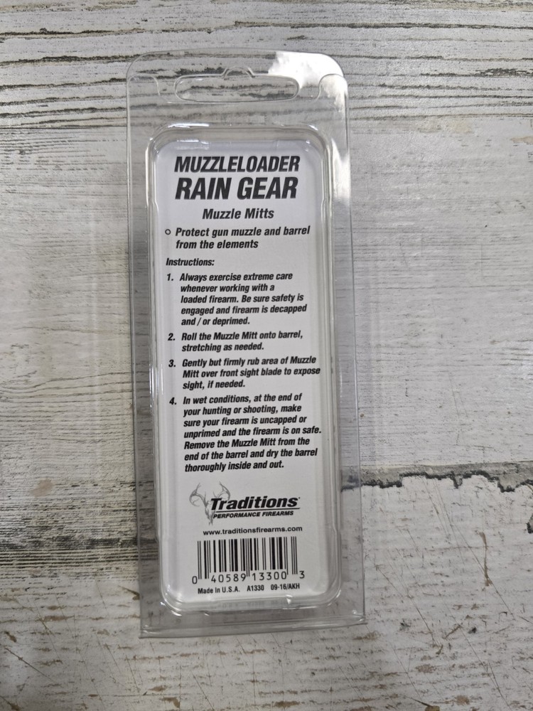 Traditions A1330 Muzzleloader Rain Gear 10pk