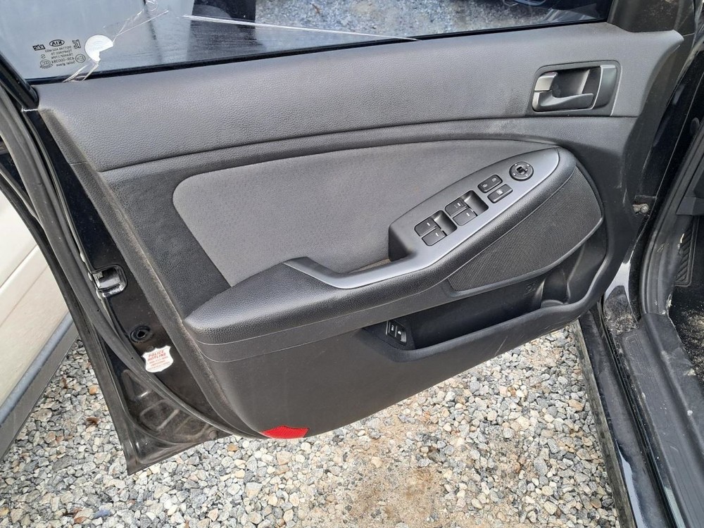 OPTIMAKIA 2015 Glove Box 4903194
