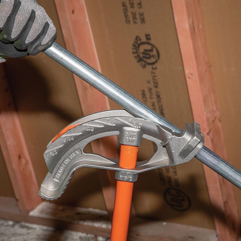 Precision Aluminum Conduit Bender with Interior Hook Surface for Stability
