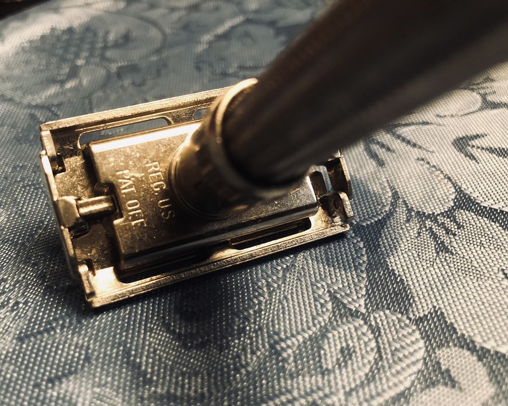 Vintage Gillette Slim Adjustable Razor - I 1 - 1963