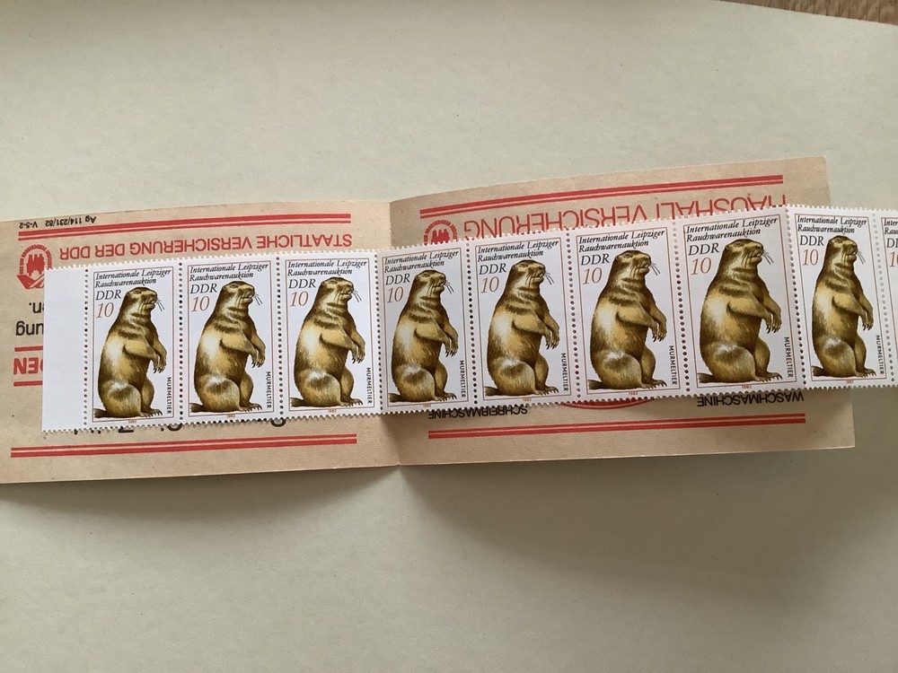 German Democratic Republic mint never hinged 1982 stamps booklet Ref 50002