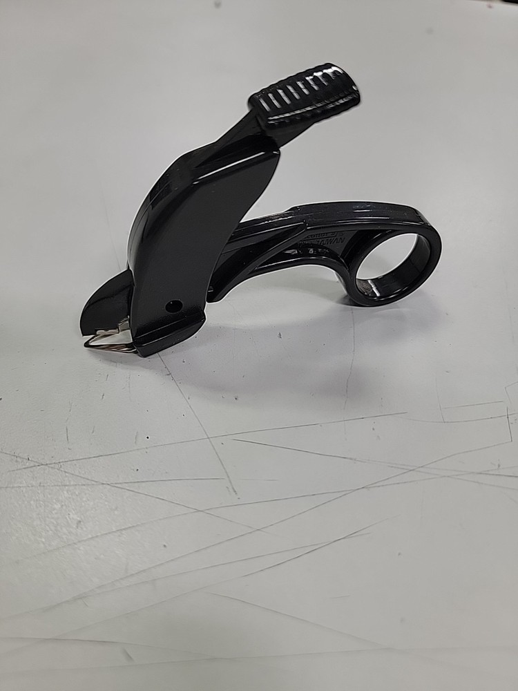 staple remover tool