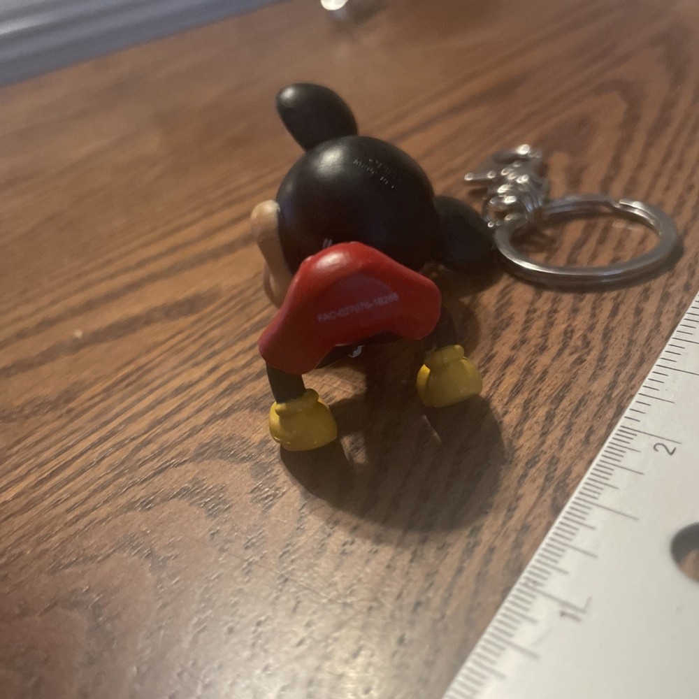 Walt Disney Mickey Mouse Bobblehead Keychain