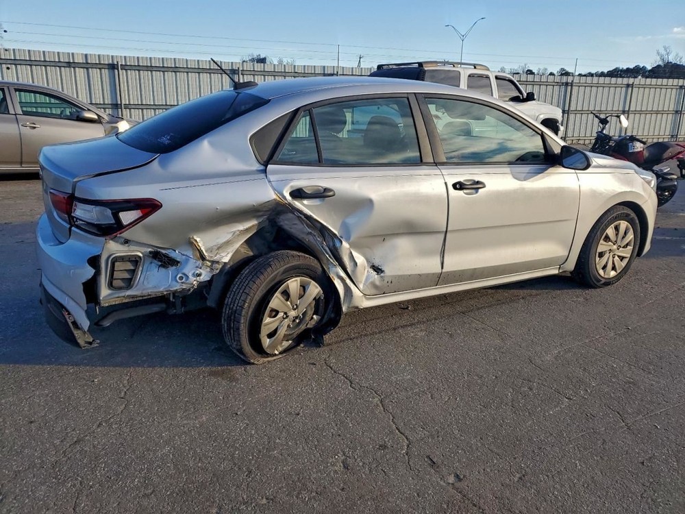 RIO 2018 Glove Box 4961049