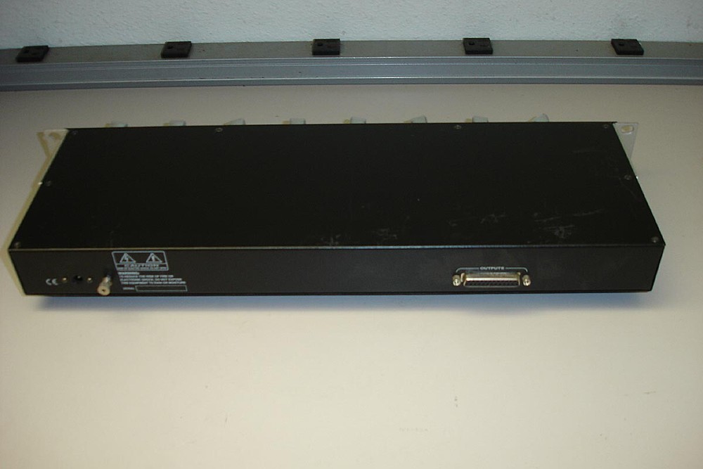 Pro Audio PR8DS Enhanced 8-Channel Pre-Amp w Power Supply and Cables