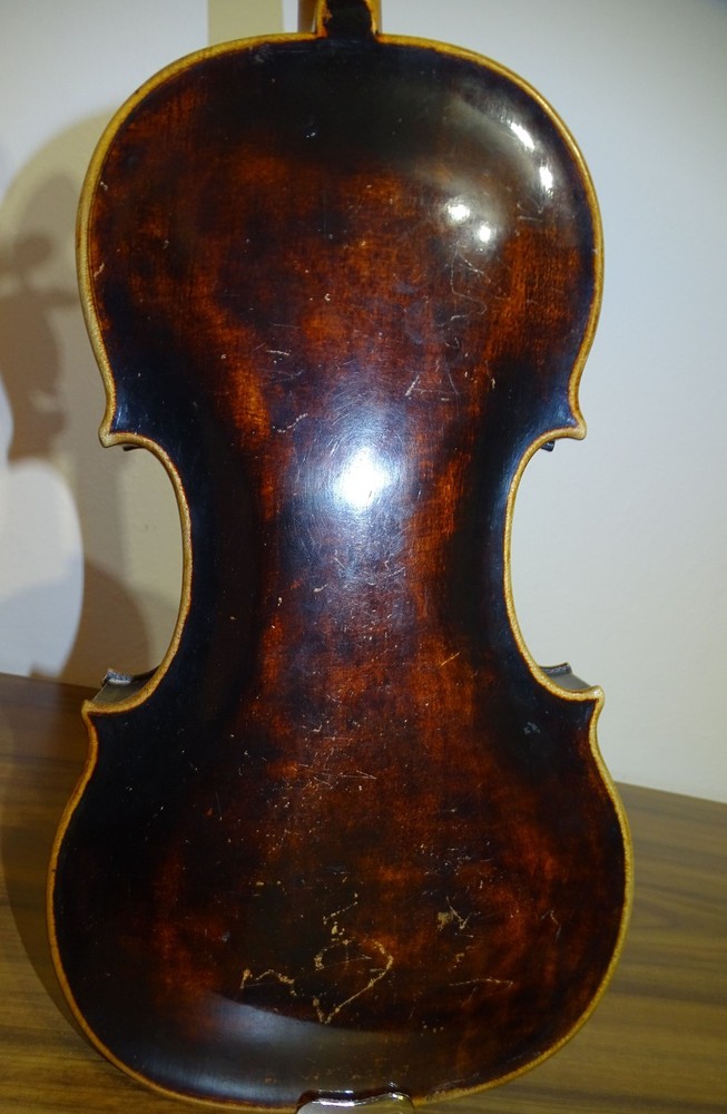 VIOLIN WITH LION HEAD - model STAINER (Nr. 097)