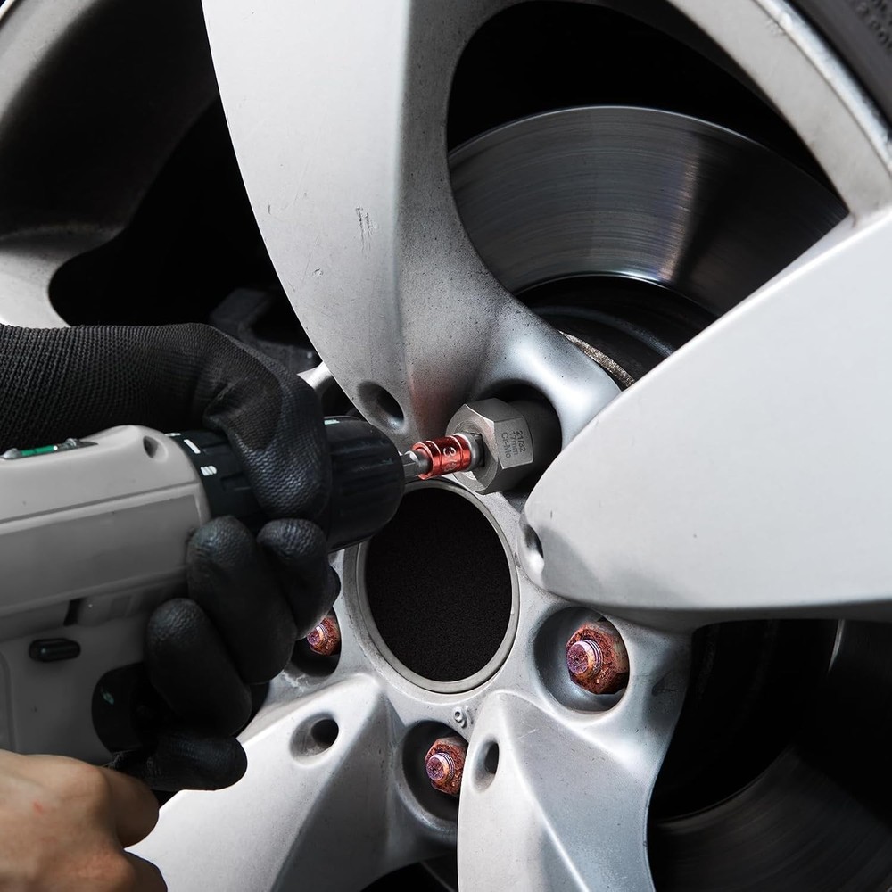 Bolt Extractor Set 29-Piece Bolt and Nut Remover Set with Storage Case