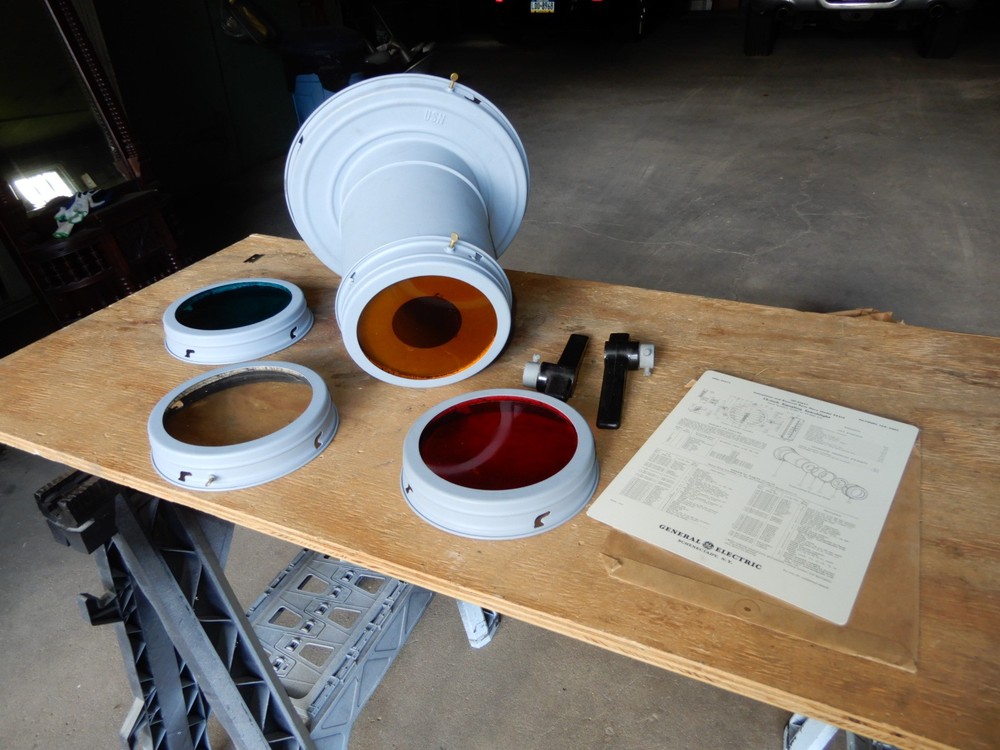 VINTAGE WW2 NAVY SURPLUS NOS 12 INCH SIGNALING SEARCHLIGHT