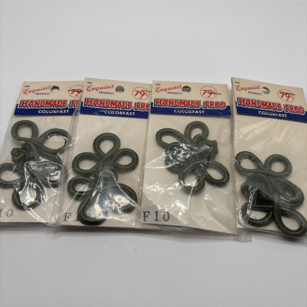 4 Olive Green Frog Closures Exquisite VintageD2-2