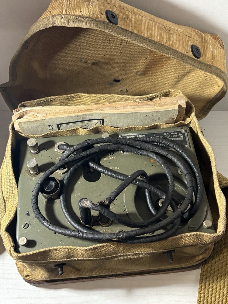 US Army Signal Corps RM-29-A REMOTE CONTROL UNIT