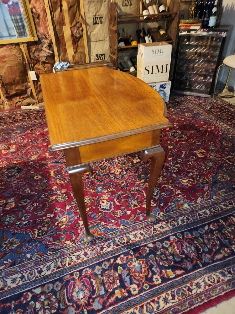 Matched PAIR (2) Solid Mahogany Queen Anne Style End Tables with Leaf for Dining