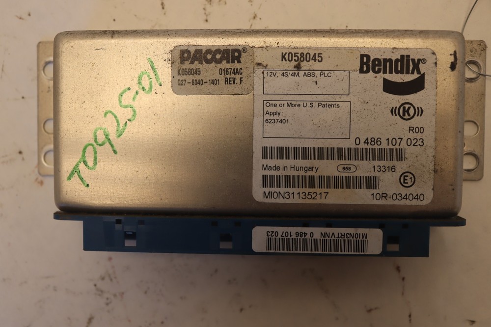 2013-2021 PETERBILT 579 BRAKE BENDIX ABS CONTROL MODULE UNIT K058045 OEM